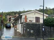 Villa arredata con terrazzo Centro