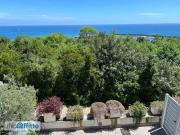 Villa arredata con terrazzo Centro