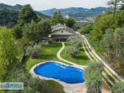 Villa arredata con terrazzo Colli