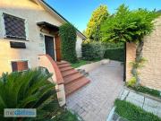 Villa arredata con terrazzo Ferrara