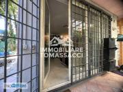 Villa arredata con terrazzo Saxarubra, labaro, prima porta