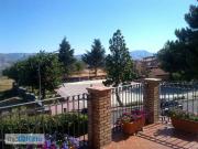 Villa arredata con terrazzo Solicchiata