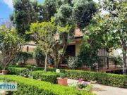 Villa arredata con terrazzo Tommaso natale