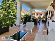 Villa arredata con terrazzo Tommaso natale