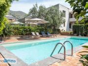 Villa arredata con terrazzo Tommaso natale