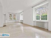 Villa arredata con terrazzo Torino
