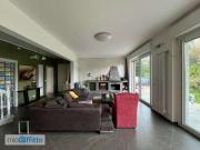 Villa arredata con terrazzo Torino