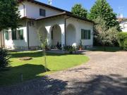 Villa arredata in affitto, Forte dei Marmi caranna