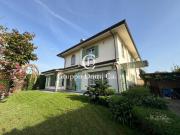 Villa arredata in affitto, Forte dei Marmi centro