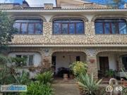 Villa arredata Saxarubra, labaro, prima porta