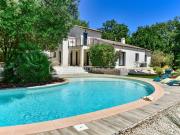 Villa au Pied du Barry
