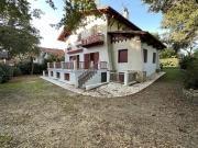 Villa au Pyla, sur un terrain rare d'environ 2000 m2