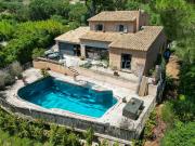 Villa avec aperçu mer et plages a pied 275m² Grimaud