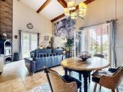 Villa avec grande piscine