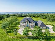 Villa avec jardin et terrasse