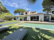 Villa avec jardin et terrasse