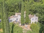 Villa avec jardin et terrasse