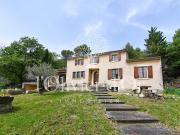 Villa avec jardin et terrasse