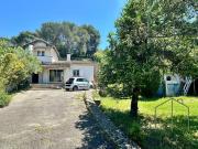 Villa avec jardin et terrasse