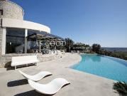 Villa avec jardin et terrasse