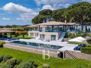 Villa avec piscine Villa avec piscine