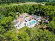 Villa avec piscine