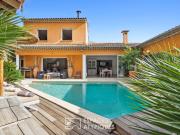 Villa avec piscine à l'ambiance Balinaise