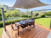 Villa avec piscine à pied du village Montauroux 152m²...
