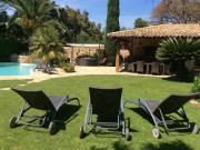 Villa avec piscine en bord de mer