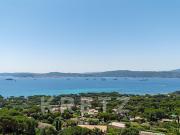 Villa avec piscine en bord de mer
