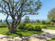 Villa avec piscine en bord de mer