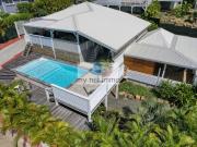 Villa avec piscine et bungalow indépendant fort potentiel