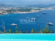 Villa avec piscine et jardin