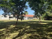 Villa avec piscine et jardin