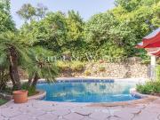 Villa avec piscine et jardin