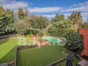 Villa avec piscine et jardin