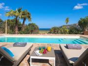 Villa avec piscine et jardin