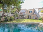 Villa avec piscine et jardin