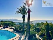 Villa avec piscine et jardin