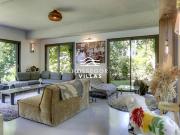 Villa avec piscine et jardin