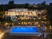 Villa avec piscine et jardin