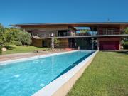 Villa avec piscine et jardin