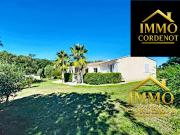 Villa avec piscine et jardin