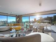 Villa avec piscine et jardin