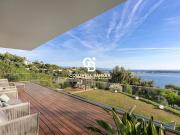 Villa avec piscine et jardin