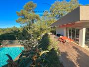 Villa avec piscine et jardin