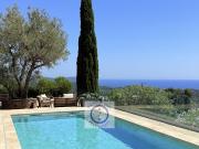 Villa avec piscine et jardin