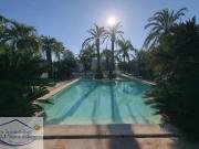 Villa avec piscine et jardin