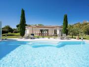 Villa avec piscine en bord de mer