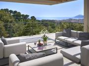 Villa avec piscine et terrasse